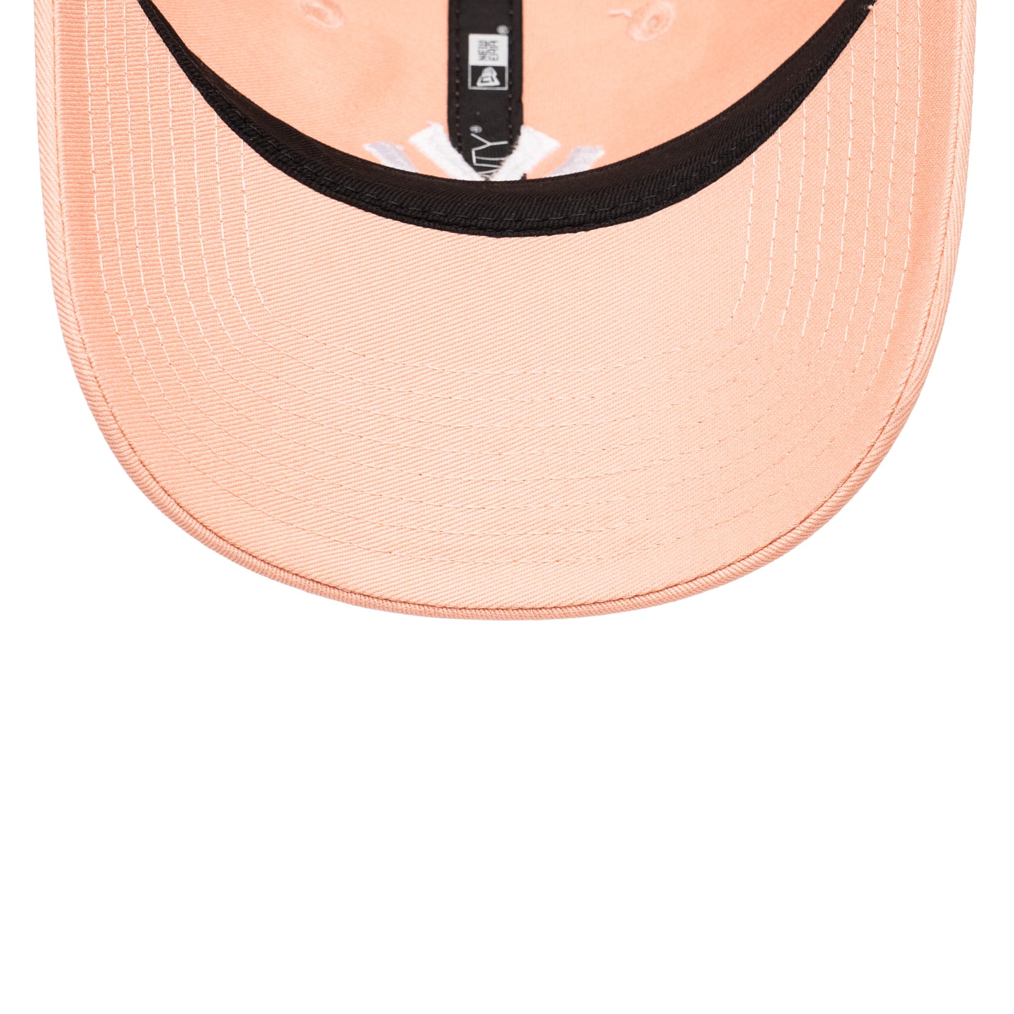 9TWENTY New York Yankees Sky Blush Adjustable