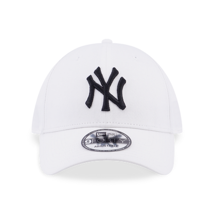 9FORTY New York Yankees Basic White Adjustable