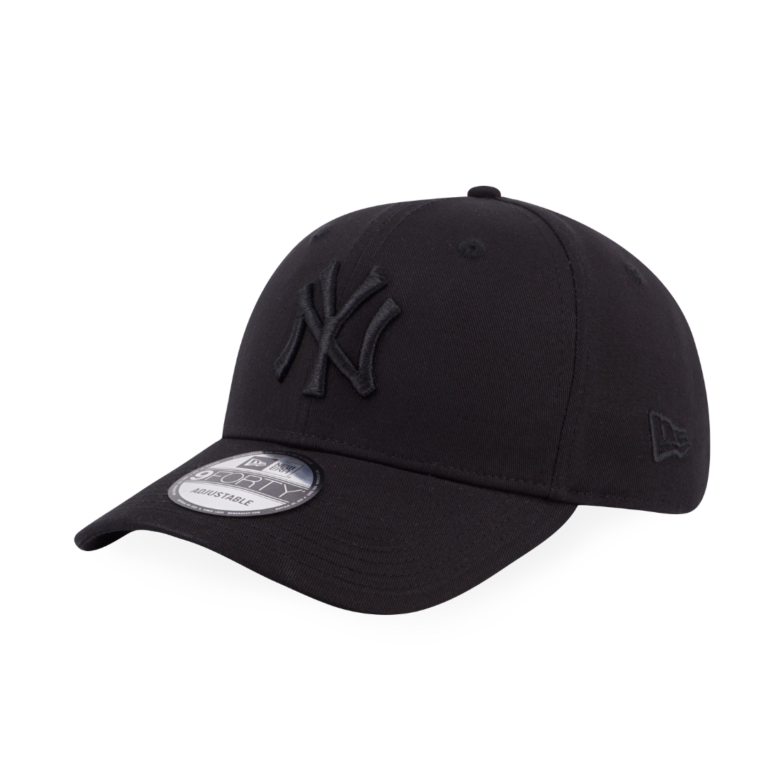 9FORTY New York Yankees Black Adjustable