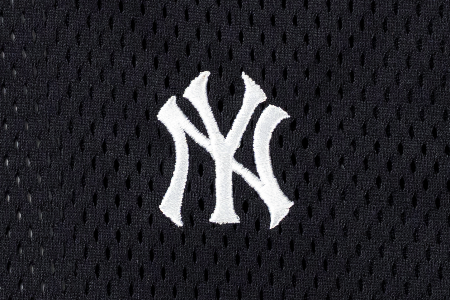 New York Yankees Mix League Cross Panels Black Oversized Short Sleeve T-Shirt