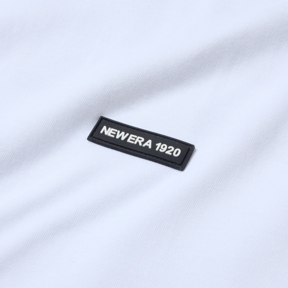 New Era 1920 Distressed White Oversized Short Sleeve T-Shirt