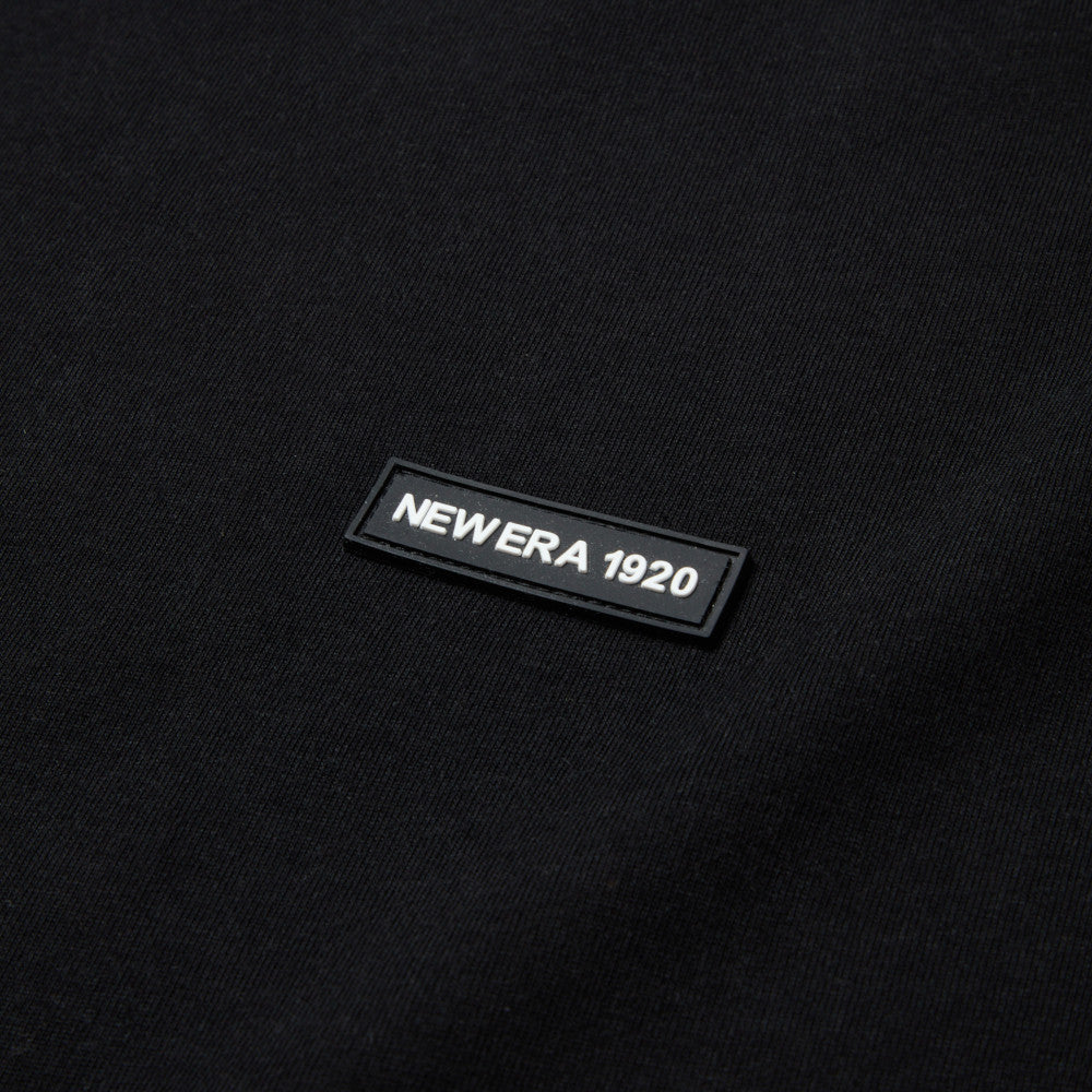 New Era 1920 Distressed Black Oversized Short Sleeve T-Shirt