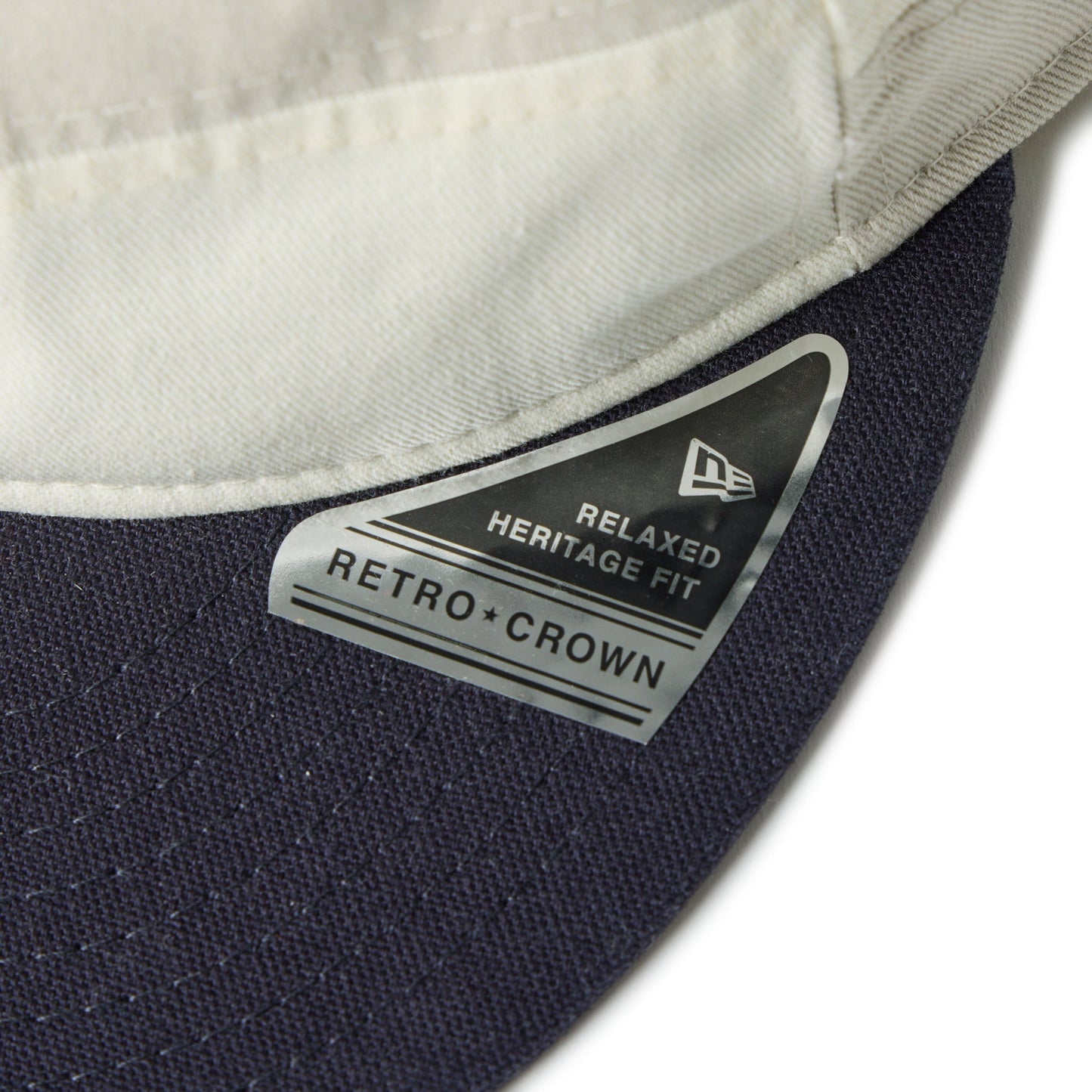 9FIFTY Retro Crown New York Yankees Patchwork 2-Tone Navy Visor Chrome White Adjustable