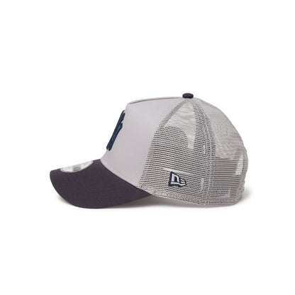 9FORTY A-Frame Trucker New York Yankees Side Patch 2-Tone Navy Visor Grey Snapback