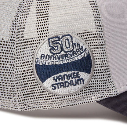 9FORTY A-Frame Trucker New York Yankees Side Patch 2-Tone Navy Visor Grey Snapback