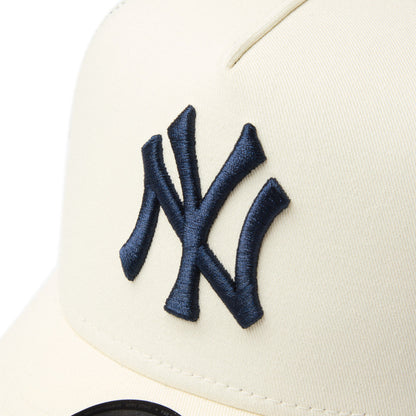 9FORTY A-Frame Trucker New York Yankees Embroidered Mesh Chrome White Snapback