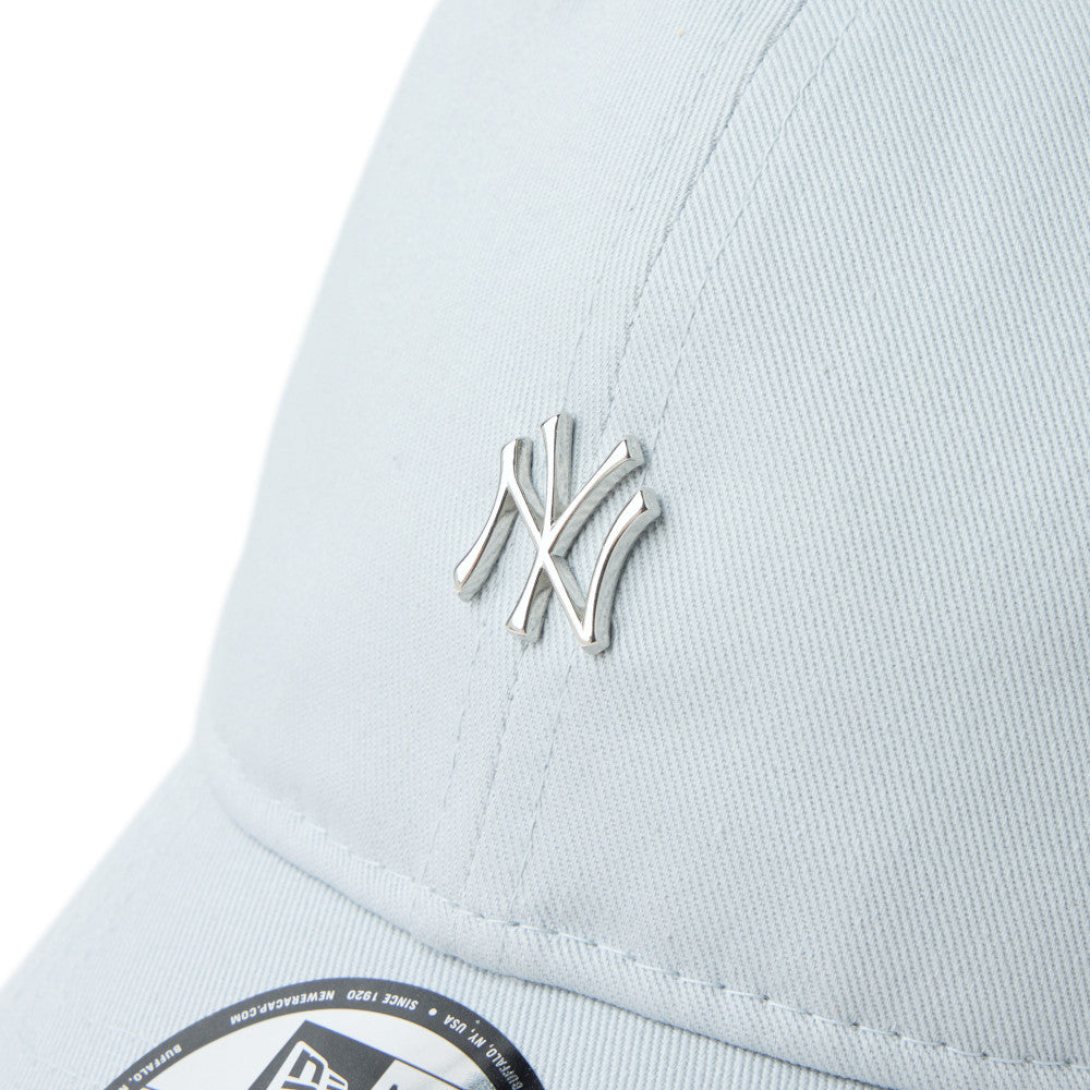 9TWENTY New York Yankees Metal Logo Mini Blue Grey Adjustable