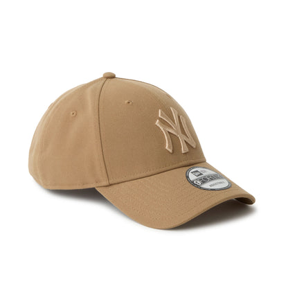 9FORTY New York Yankees Tonal Khaki Adjustable