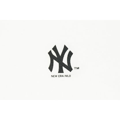 New York Yankees Spray Paint White Short Sleeve T-Shirt