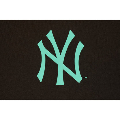 New York Yankees Mint Chocolate Pack Chocolate Short Sleeve T-Shirt