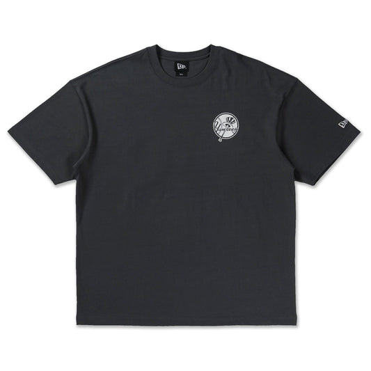 New York Yankees Sugary Twist Oversized Short Sleeve Steel Cloud T-Shirt