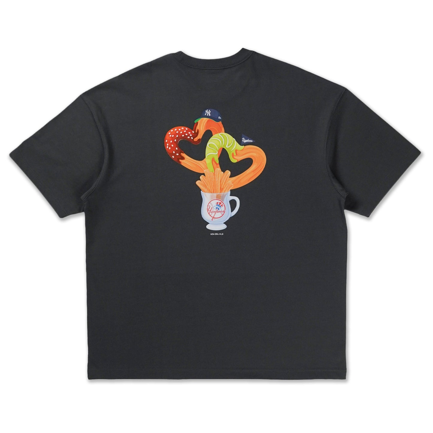 New York Yankees Sugary Twist Oversized Short Sleeve Steel Cloud T-Shirt