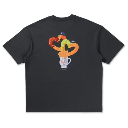 New York Yankees Sugary Twist Oversized Short Sleeve Steel Cloud T-Shirt