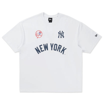 New York Yankees New Era Fan Fam White Oversized Short Sleeve T-Shirt