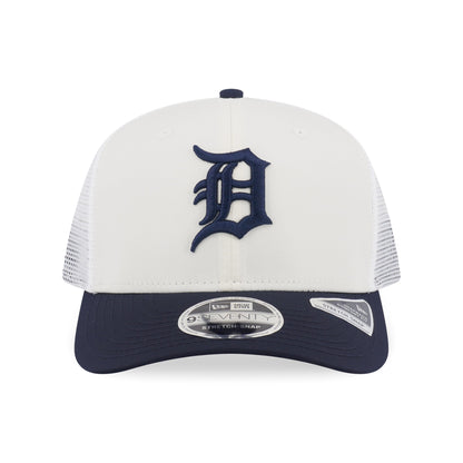 9SEVENTY Trucker Detroit Tigers 2-Tone Navy Visor Chrome White Stretch Snapback