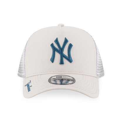 9FORTY A-Frame Trucker New York Yankees Color Era Ivory Snapback
