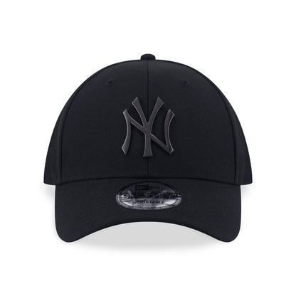 9FORTY New York Yankees Nickel Metal Badge Black Adjustable