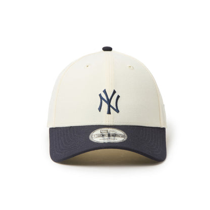 9FORTY CS New York Yankees 2-Tone Navy Visor Chrome White Adjustable
