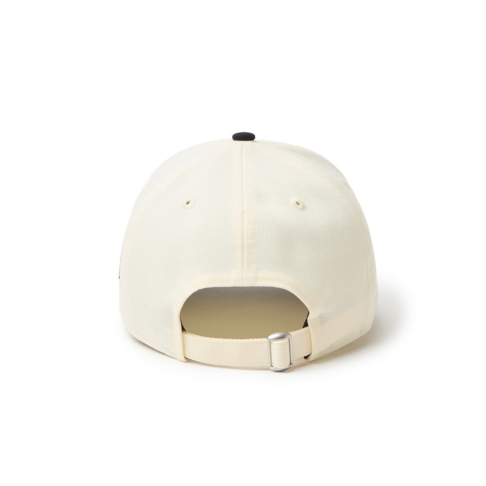 9FORTY CS New York Yankees 2-Tone Navy Visor Chrome White Adjustable