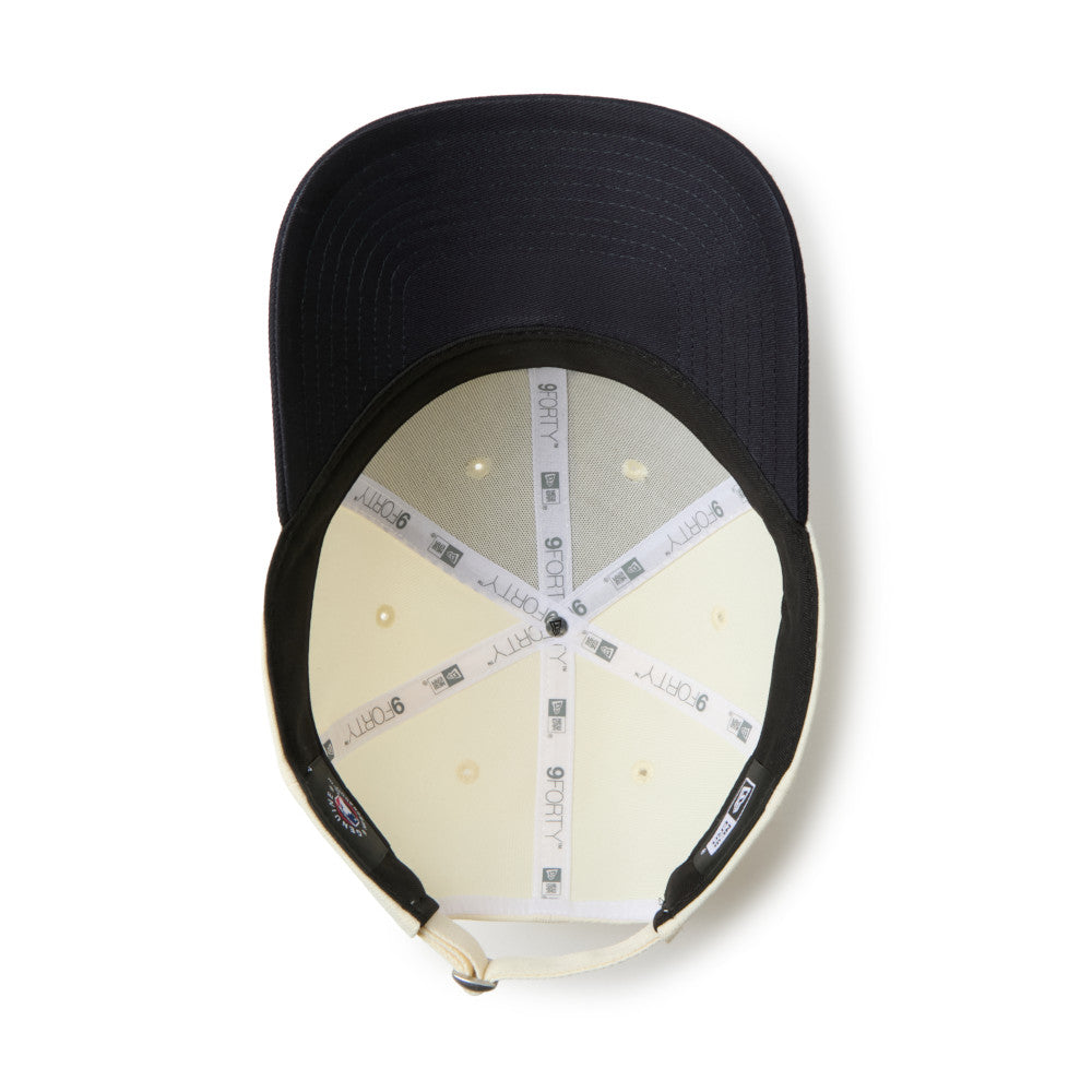 9FORTY CS New York Yankees 2-Tone Navy Visor Chrome White Adjustable
