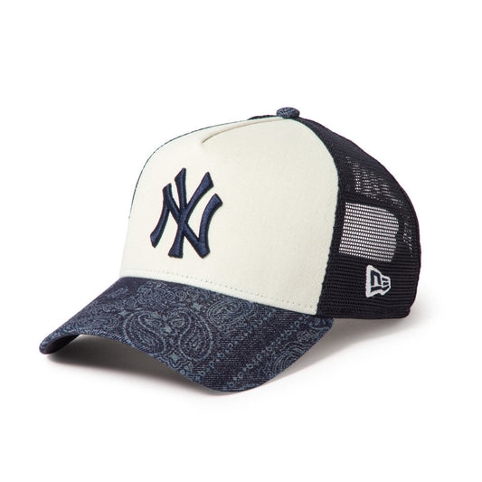 9FORTY A-Frame Trucker New York Yankees Laser Burn Out Denim 2-Tone Denim Visor Chrome White Snapback