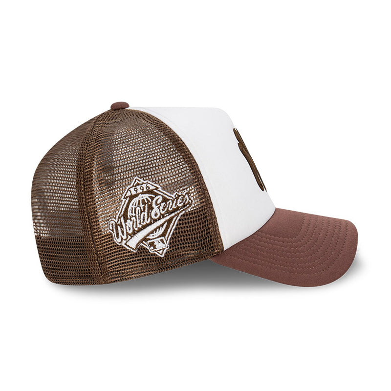 9FORTY A-Frame Trucker New York Yankees Earthtones Walnut Snapback