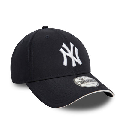 9FORTY New York Yankees Microfibre Navy Adjustable