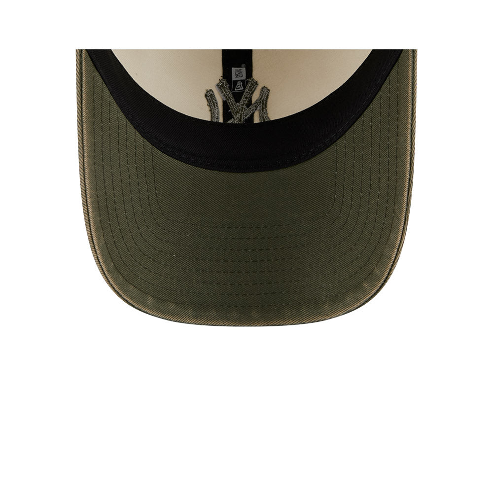 9TWENTY New York Yankees 2-Tone Snow Wash New Olive Visor Stone Adjustable