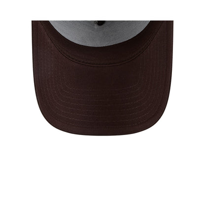 9FORTY A-Frame Trucker New York Yankees Burnt Wood Brown Snapback