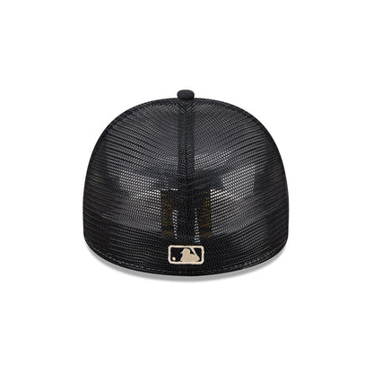 59FIFTY A-Frame Pre-Curved Trucker Chicago White Sox 59FIFTY® Day 2-Tone Black Visor Chrome White Fitted