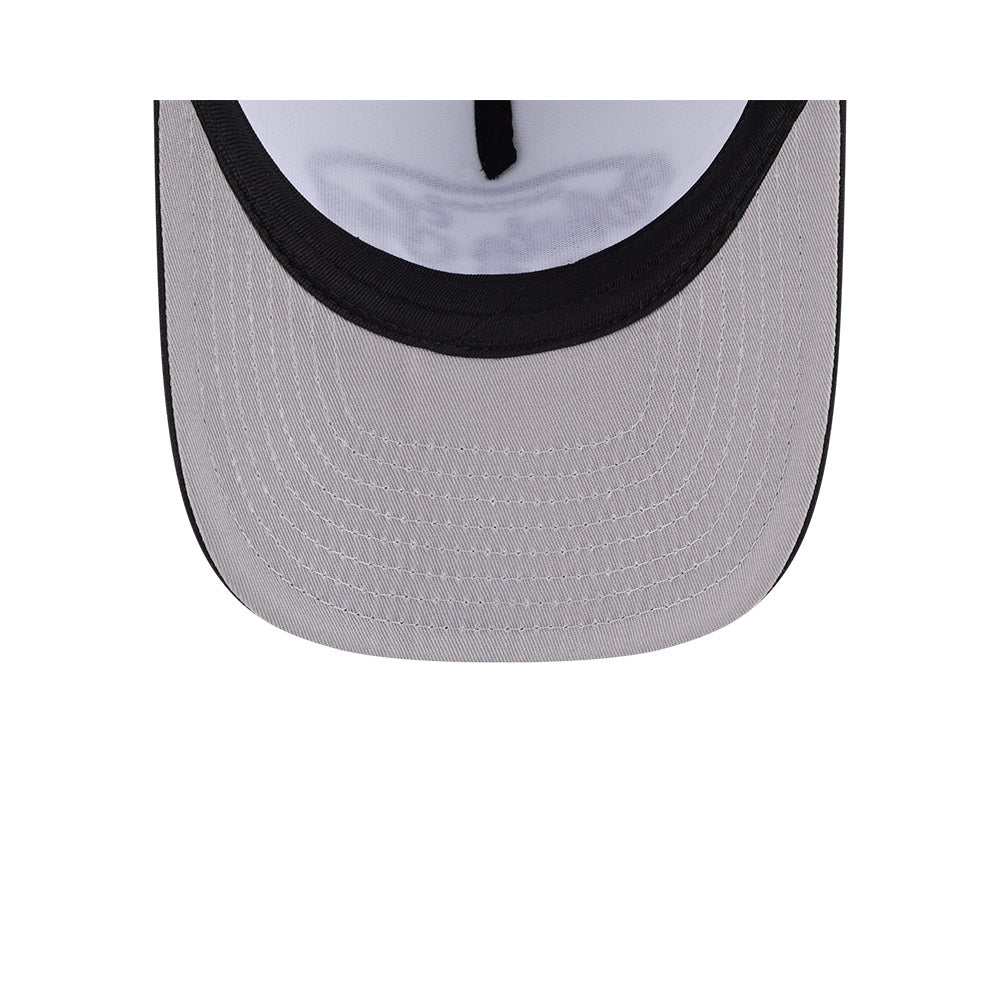 59FIFTY A-Frame Pre-Curved Trucker Chicago White Sox 59FIFTY® Day 2-Tone Black Visor Chrome White Fitted