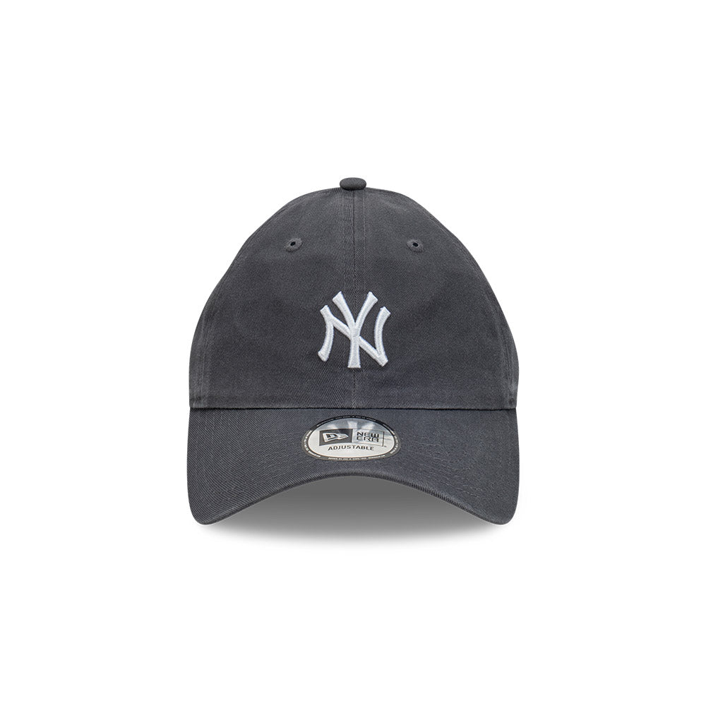 Casual Classic New York Yankees Graphite Adjustable