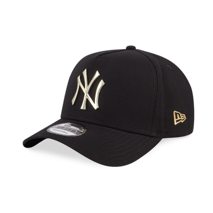 9FORTY A-Frame New York Yankees Metal Badge Gold Black Adjustable