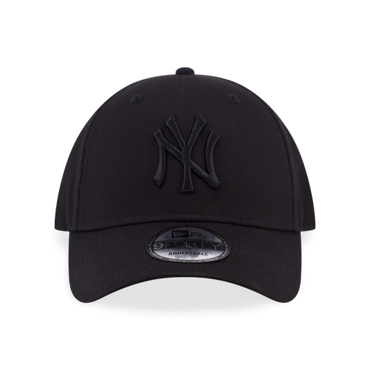 9FORTY New York Yankees Black Adjustable